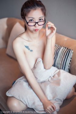 美女的胸部